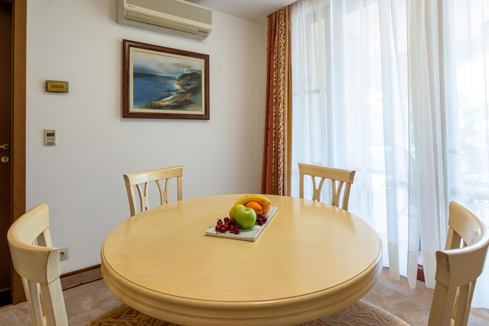 Helena VIP Villas&Suites - Half Board Sunny Beach Esterno foto
