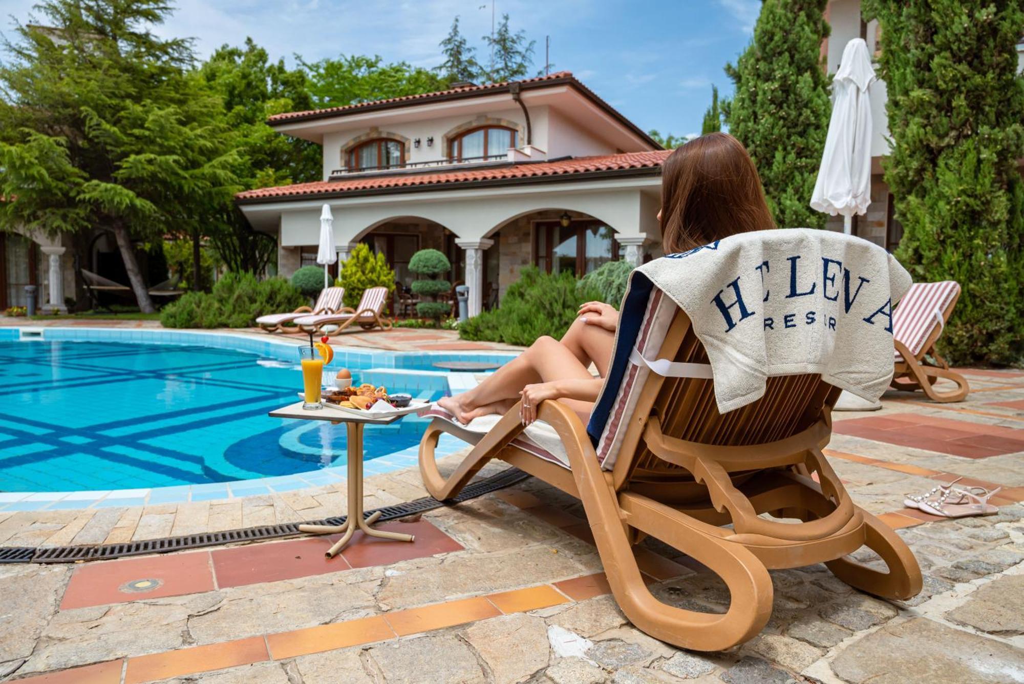 Helena VIP Villas&Suites - Half Board Sunny Beach Esterno foto