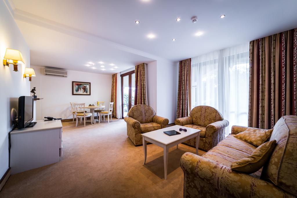 Helena VIP Villas&Suites - Half Board Sunny Beach Esterno foto