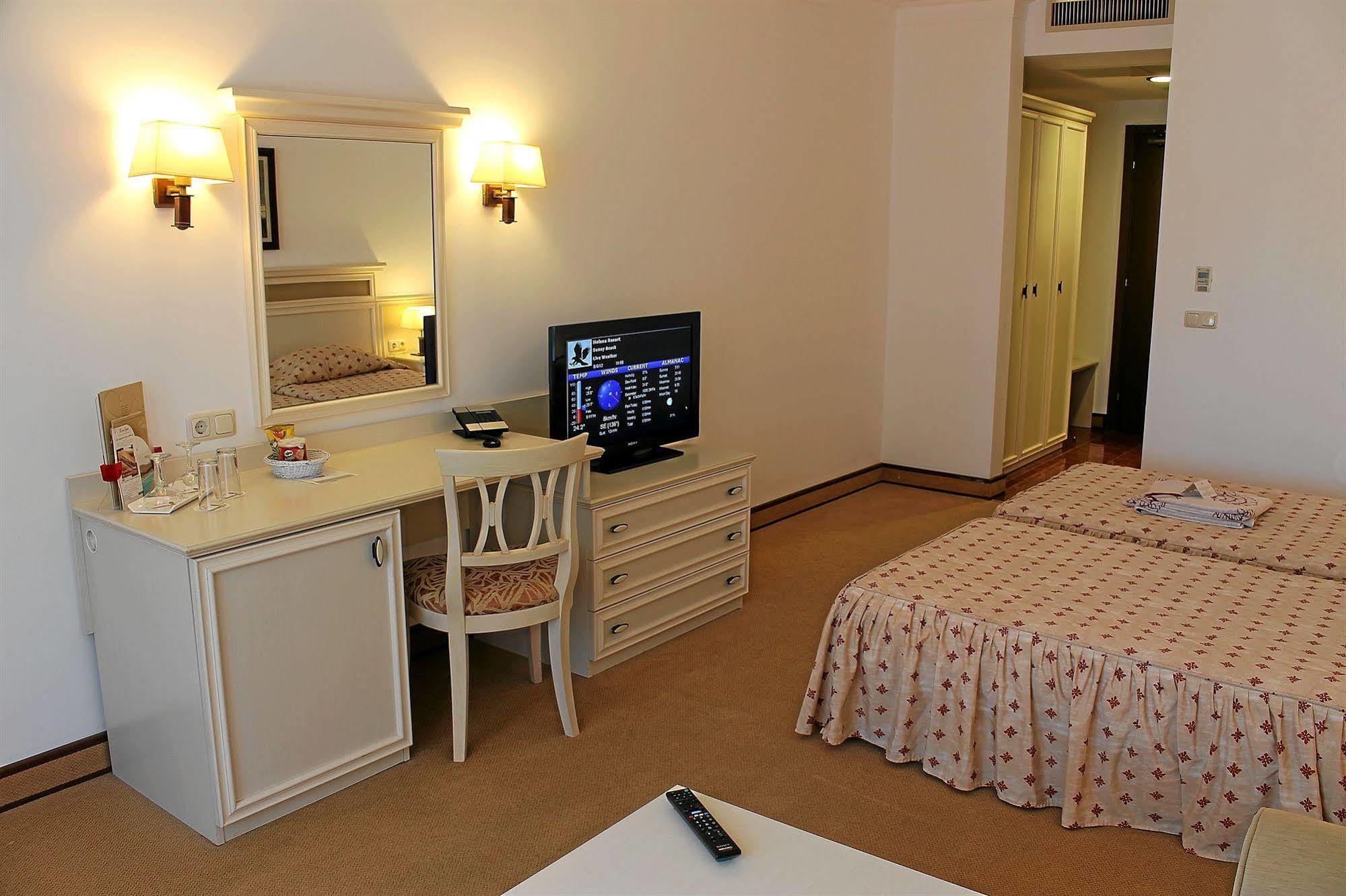 Helena VIP Villas&Suites - Half Board Sunny Beach Esterno foto