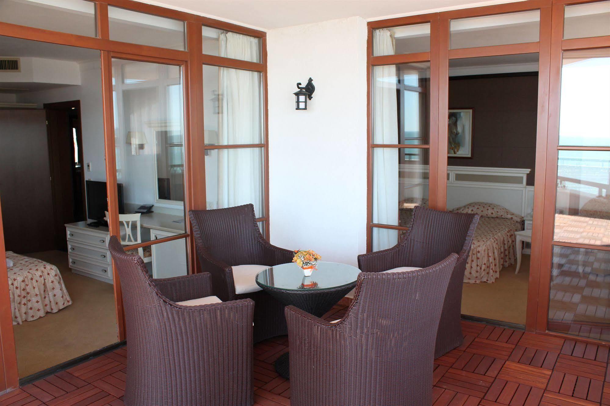 Helena VIP Villas&Suites - Half Board Sunny Beach Esterno foto